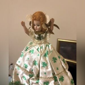 Vintage Collectible Doll
50/60s
ARCO-Japan?
Movable Arms/Neck-Sleepy Eyes $10